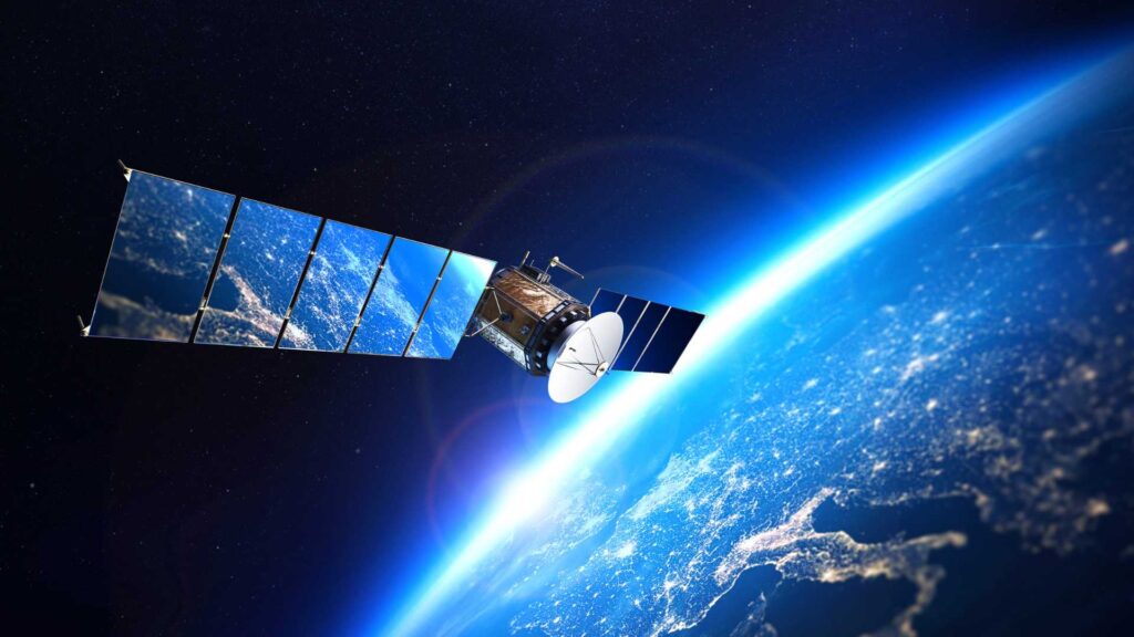 Un seul satellite (en orbite haute) est nécessaire pour assurer le service de Nordnet Un seul satellite (en orbite haute) est nécessaire pour assurer le service de Nordnet
