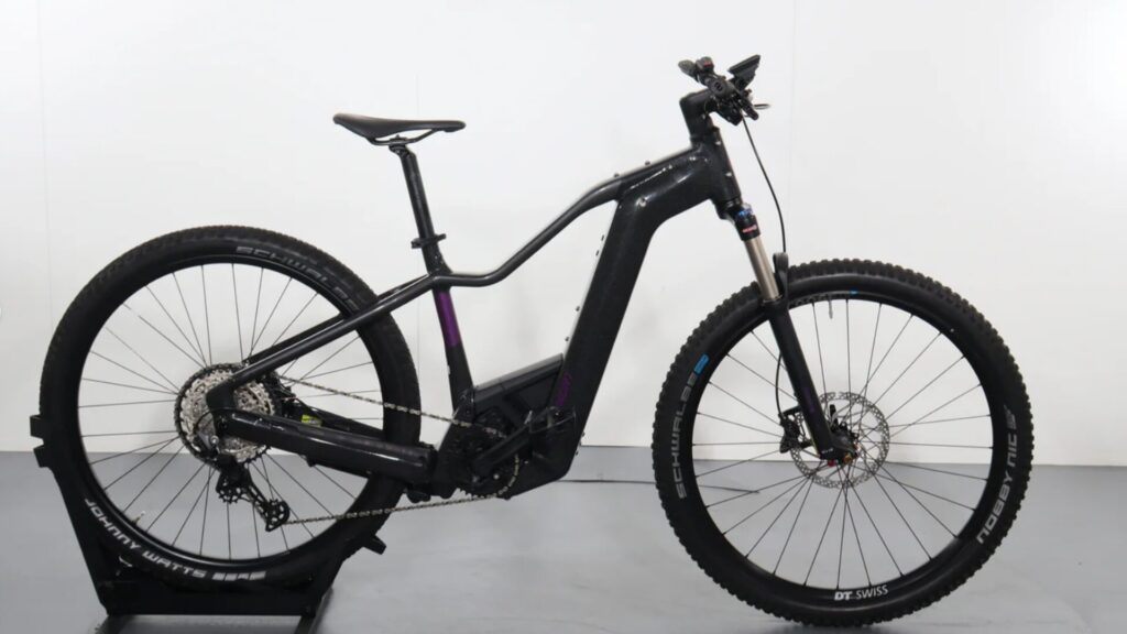 VTT Bergamont E-Revox Premium Expert FMN // Source : Upway VTT Bergamont E-Revox Premium Expert FMN // Source : Upway
