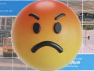 Adieu les feux rouges : les nouveaux CAPTCHA de Google vont vous agacer // Source : Numerama Adieu les feux rouges : les nouveaux CAPTCHA de Google vont vous agacer // Source : Numerama