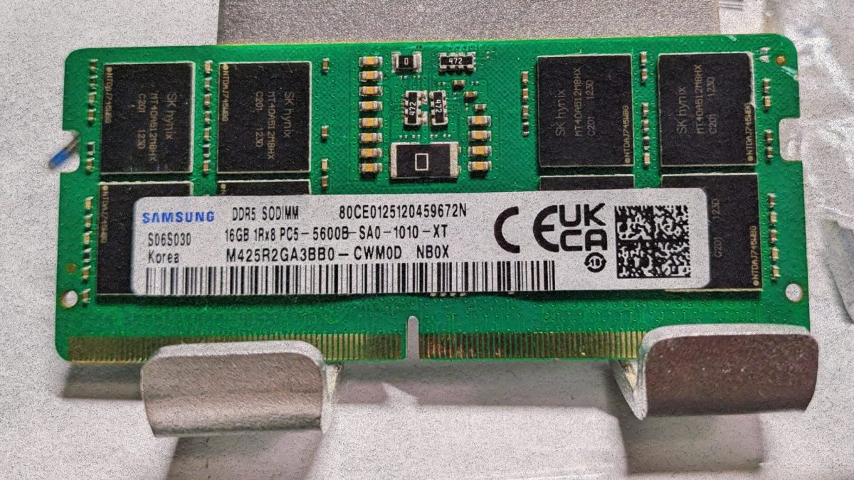 Vous avez acheté cette RAM sur Amazon ? Attention, c'est peut-être une arnaque // Source : @taki_pc_1115 sur X Vous avez acheté cette RAM sur Amazon ? Attention, c'est peut-être une arnaque // Source : @taki_pc_1115 sur X