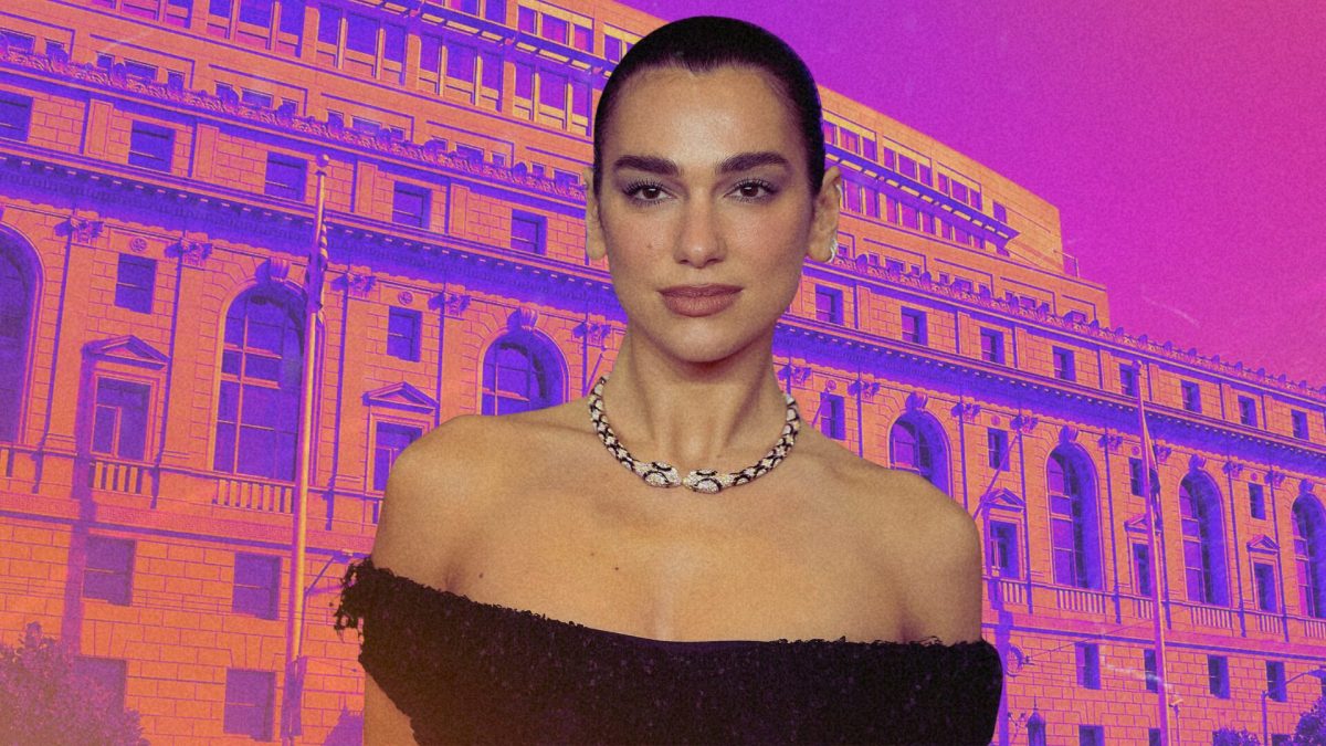 Pourquoi Dua Lipa porte plainte contre Samsung // Source : Numerama / Wikimedia Commons Pourquoi Dua Lipa porte plainte contre Samsung // Source : Numerama / Wikimedia Commons