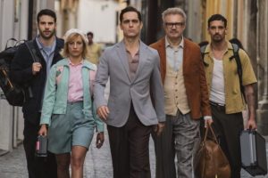 Berlin est de retour pour un nouveau casse à Séville. // Source : Netflix Berlin est de retour pour un nouveau casse à Séville. // Source : Netflix