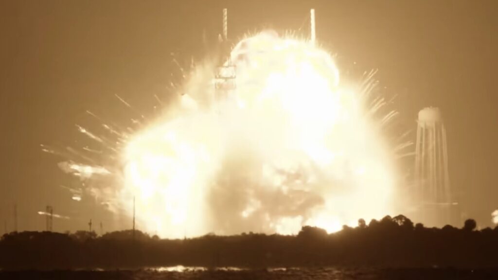 La fusée New Glenn 4 de Blue Origin explose lors d'un essai statique // Source : Capture d'écran YouTube La fusée New Glenn 4 de Blue Origin explose lors d'un essai statique // Source : Capture d'écran YouTube