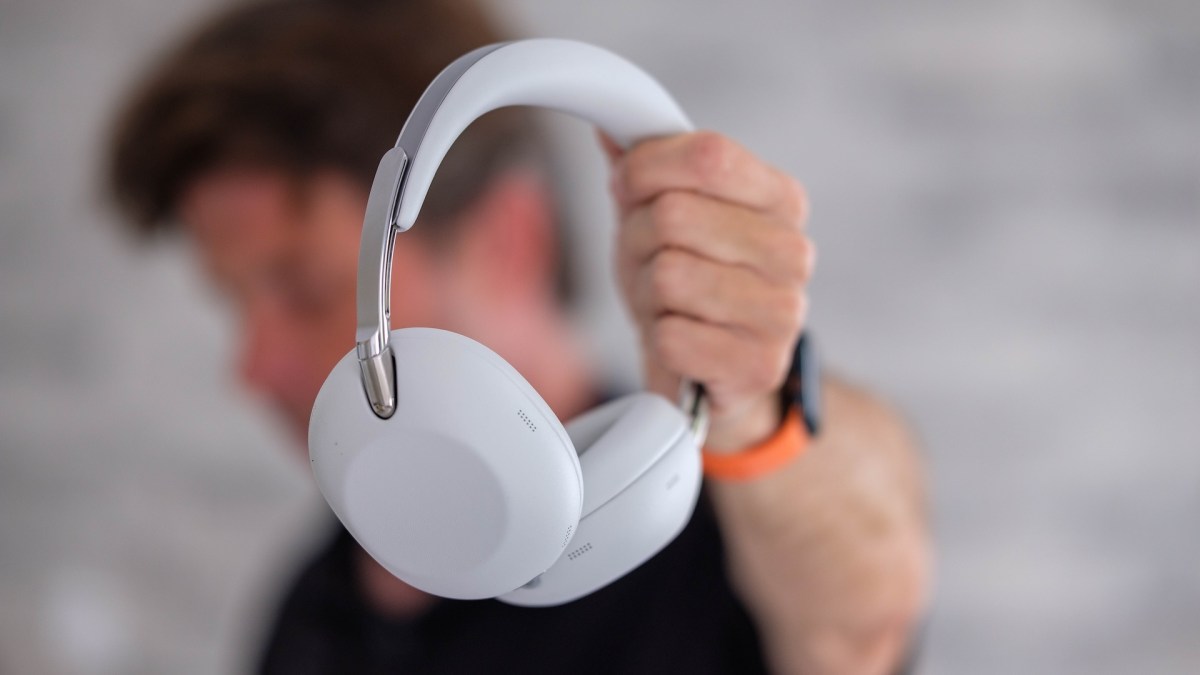 Casque Sony WH-1000X The ColleXion // Source : Tristan Jacquel pour Numerama Casque Sony WH-1000X The ColleXion // Source : Tristan Jacquel pour Numerama