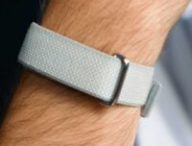 Le Google Fitbit Air. // Source : Numerama