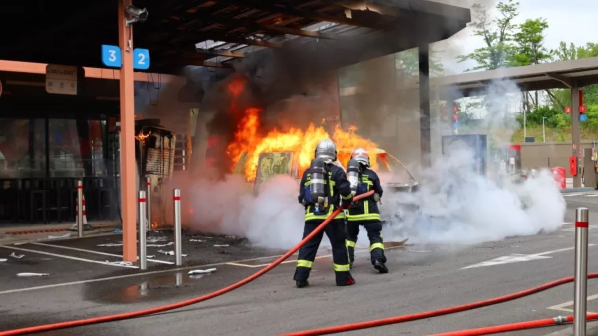 Incendie ID. Buzz à Toulouse // Source : © SDIS 31/Maxime Pelletier Incendie ID. Buzz à Toulouse // Source : © SDIS 31/Maxime Pelletier