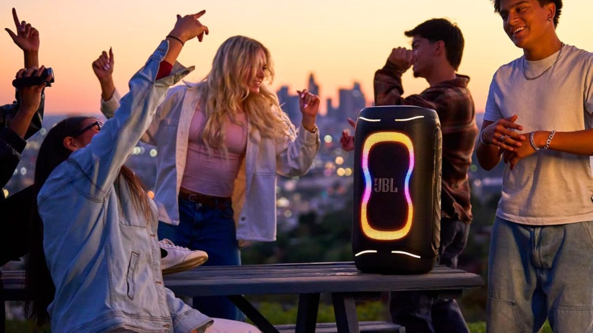 JBL PARTYBOX 130 // Source : JBL JBL PARTYBOX 130 // Source : JBL