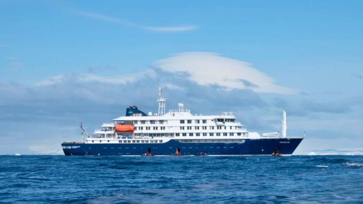 Le navire MV Hondius. // Source : Franklin Braeckman - Oceanwide Expeditions (image recadrée et modifiée) Le navire MV Hondius. // Source : Franklin Braeckman - Oceanwide Expeditions (image recadrée et modifiée)