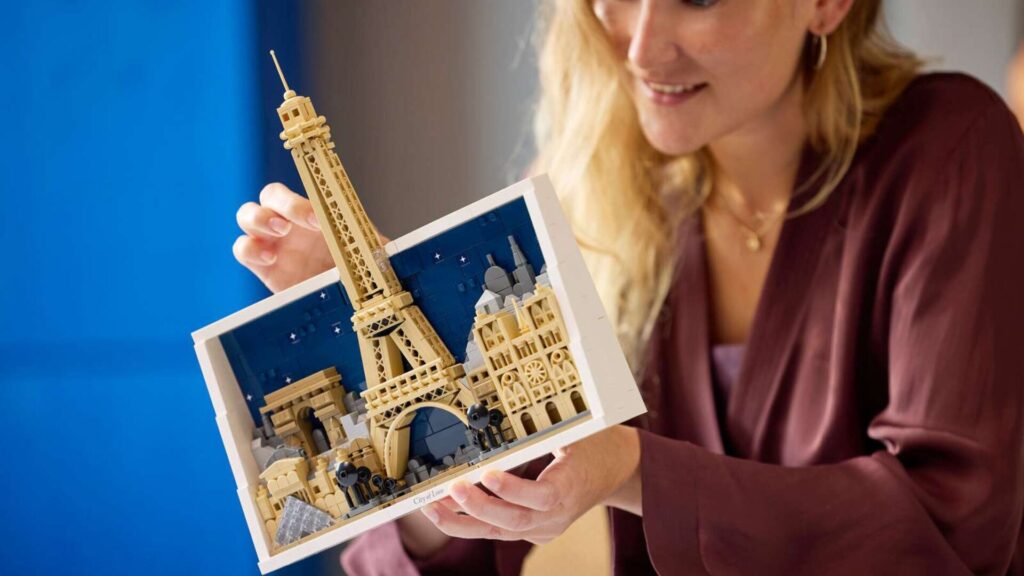 Lego Paris, ville de l’amour // Source : Lego Lego Paris, ville de l’amour // Source : Lego