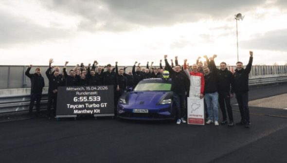 La Porsche Taycan Turbo GT avec le kit Manthey Racing. // Source : Porsche La Porsche Taycan Turbo GT avec le kit Manthey Racing. // Source : Porsche