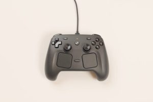 Steam Controller // Source : Valve
