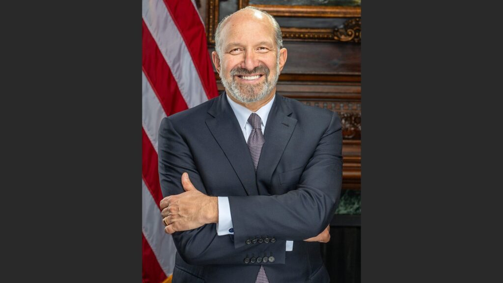 le secrétaire américain au Commerce, Howard Lutnick // Source : Wikimedia Commons