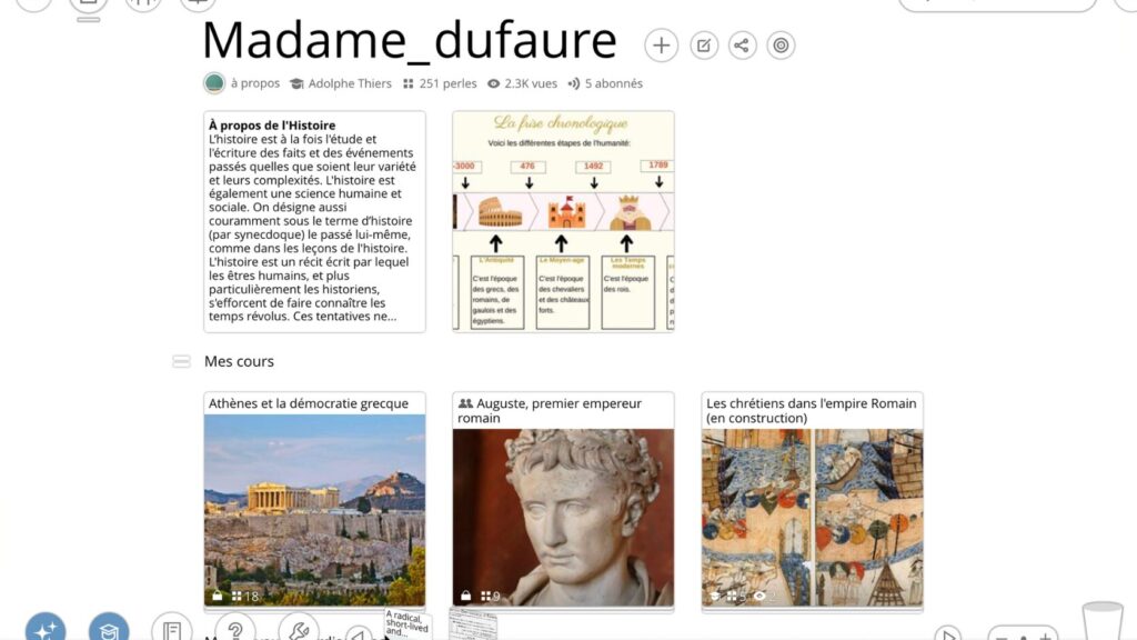 L'interface se présente comme le bureau virtuel de l'enseignant. // Source : Pearltrees L'interface se présente comme le bureau virtuel de l'enseignant. // Source : Pearltrees