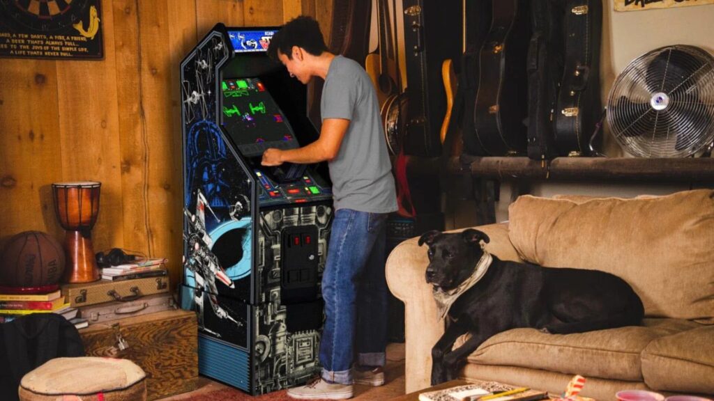 Arcade1Up La borne d'arcade Star Wars (chien non inclus)  // Source : Arcade1UP