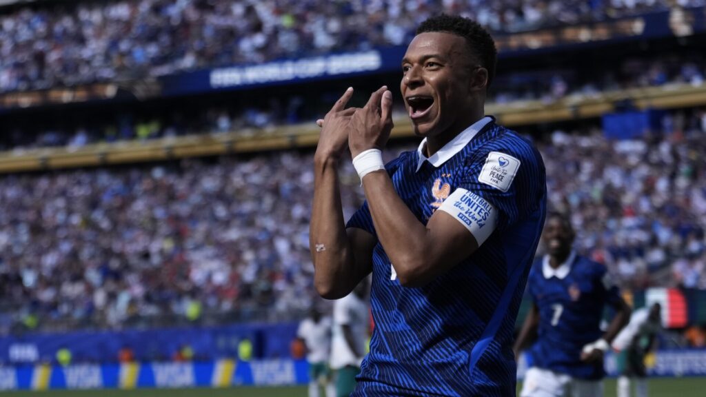 Kylian Mbappé, buteur avec l'Équipe de France face au Sénégal (Coupe du monde 2026) // Source : Compte X de l'Équipe de France Kylian Mbappé, buteur avec l'Équipe de France face au Sénégal (Coupe du monde 2026) // Source : Compte X de l'Équipe de France