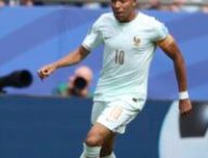 Kylian Mbappé avec l'équipe de France // Source : Compte X de l'Équipe de France