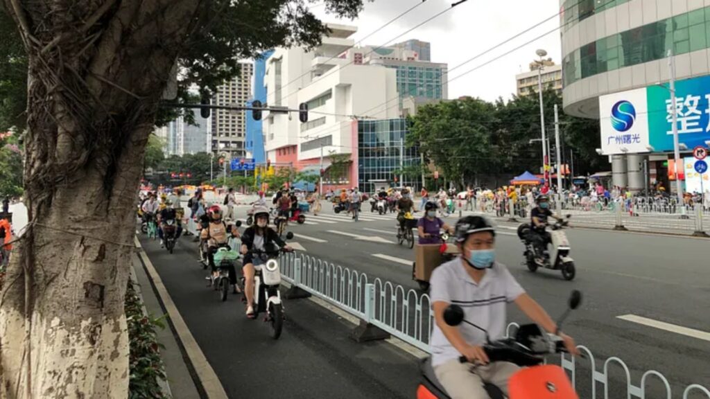 Les e-bikes sont populaires en Chine // Source : ITDP China Les e-bikes sont populaires en Chine // Source : ITDP China