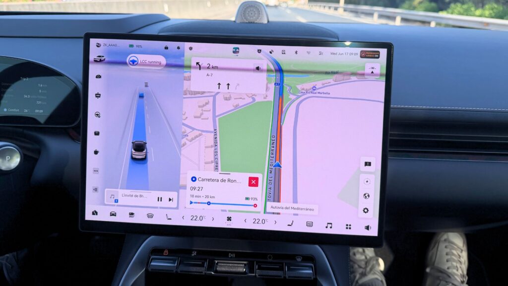La conduite semi-autonome sur la Zeekr 7GT. // Source : Robin San Vicente pour Numerama La conduite semi-autonome sur la Zeekr 7GT. // Source : Robin San Vicente pour Numerama
