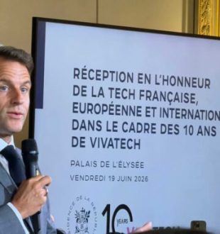 Emmanuel Macron lors de la réception VivaTech à l'Élysée. // Source : Numerama Emmanuel Macron lors de la réception VivaTech à l'Élysée. // Source : Numerama
