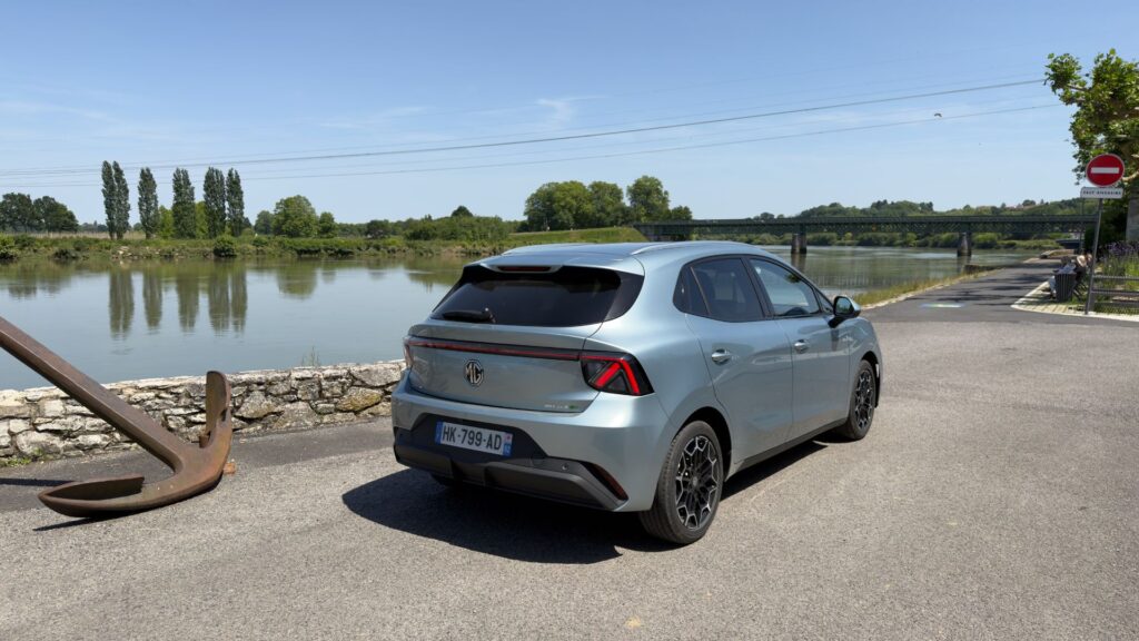 La MG4 EV Urban à l'essai. // Source : Robin San Vicente pour Numerama