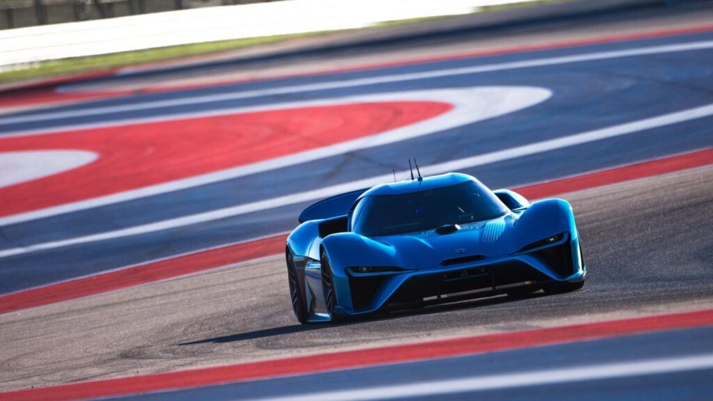 La Nio EP9 a bouclé un tour du circuit COTA aux États-Unis en totale autonomie. // Source : Nio