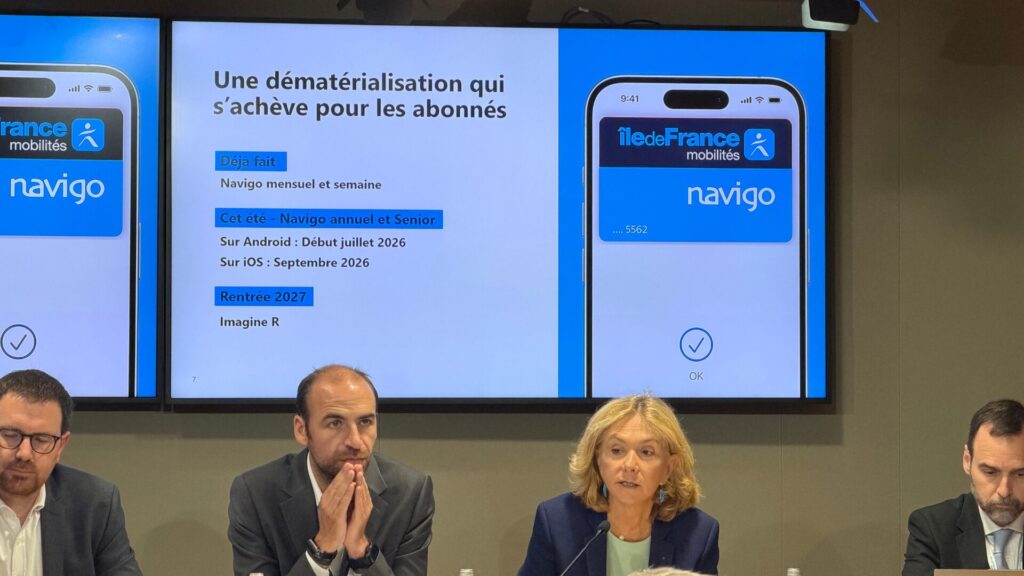 Valérie Pécresse a annoncé un nouveau report pour le Navigo annuel et Imagin'R. // Source : Numerama Valérie Pécresse a annoncé un nouveau report pour le Navigo annuel et Imagin'R. // Source : Numerama