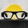 Snap dévoile enfin les lunettes qu'il promet depuis 5 ans et fait un méga flop // Source : Snap / Numerama
