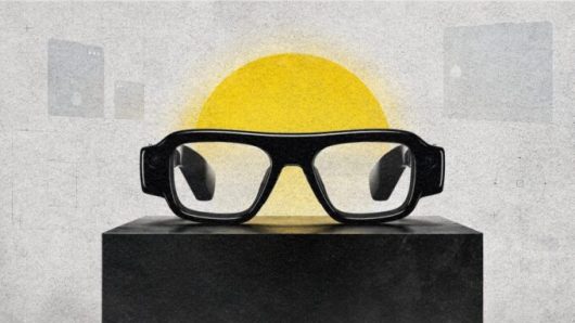 Snap dévoile enfin les lunettes qu'il promet depuis 5 ans et fait un méga flop // Source : Snap / Numerama