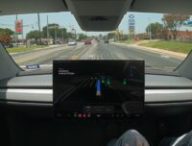 Le Tesla Cybercab sur la route // Source : Tesla