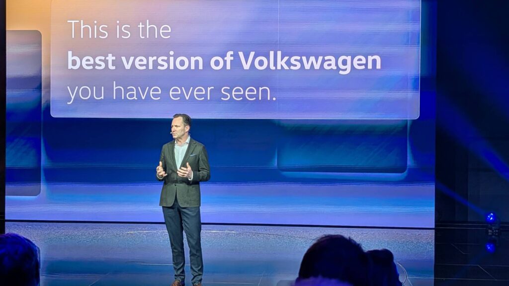 Thomas Schäfer et le True Volkswagen // Source : Raphaelle Baut pour Numerama Thomas Schäfer et le True Volkswagen // Source : Raphaelle Baut pour Numerama