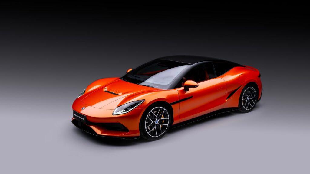 La Denza Z. // Source : Denza La Denza Z. // Source : Denza