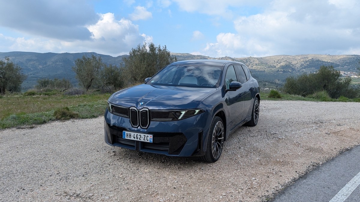 Essai BMW iX3 (2026) // Source : Raphaelle Baut pour Numerama Essai BMW iX3 (2026) // Source : Raphaelle Baut pour Numerama