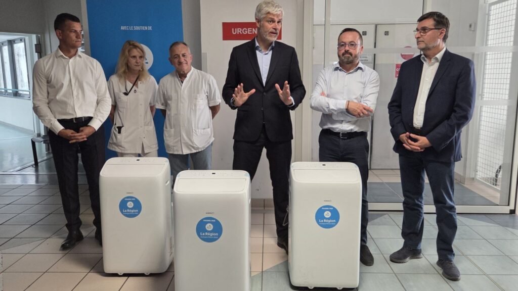 Wauquiez livre les premiers climatiseurs de la région à l’hôpital de Vienne Wauquiez livre les premiers climatiseurs de la région à l’hôpital de Vienne