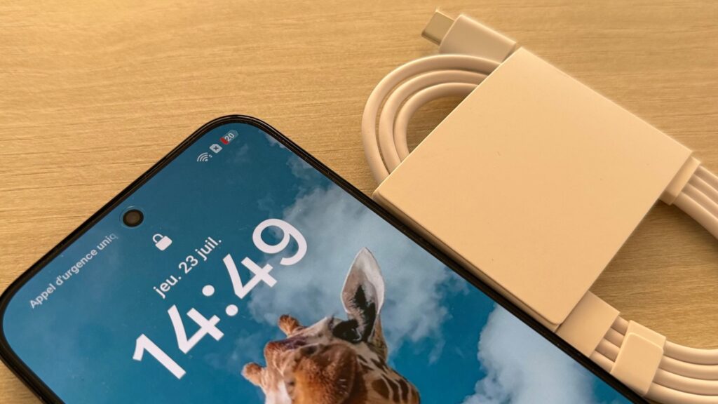 Après presque deux jours d’utilisation, il me restait encore 20 % de batterie : un vrai bonheur. Après presque deux jours d’utilisation, il me restait encore 20 % de batterie : un vrai bonheur.