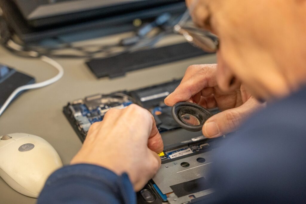 Les experts de chez refurbed vérifient minutieusement chaque produit.