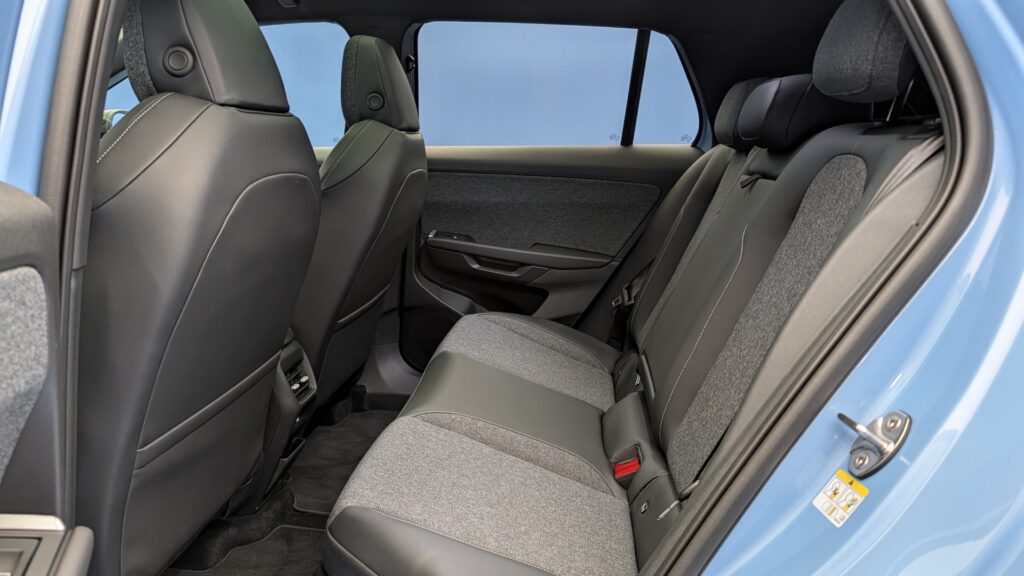 Volkswagen ID. Cross // Source : Raphaelle Baut pour Numerama Volkswagen ID. Cross // Source : Raphaelle Baut pour Numerama