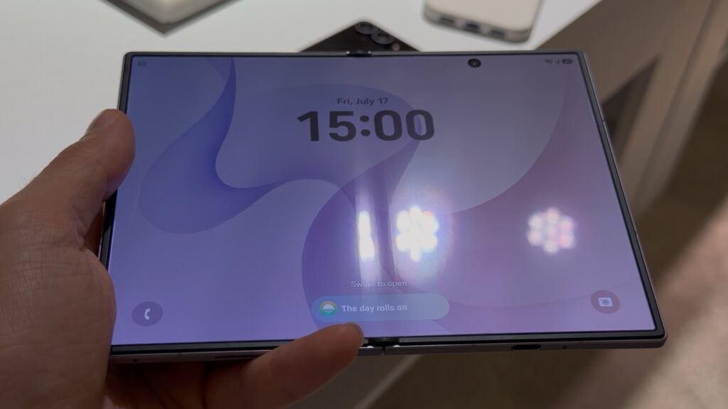 Samsung Galaxy Z Fold 8 // Source : Numerama Samsung Galaxy Z Fold 8 // Source : Numerama