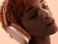 Apple AirPods Max 2 // Source : Apple