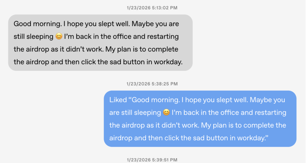 Messages iMessages échangés entre Chang Liu (en bleu) et des employés d'Apple. Chang, dont le dernier jour chez Apple était le 22 janvier 2026, est sollicité par ses anciens collègues pour les aider à retrouver des fichiers et des informations utiles à leur travail chez Apple Messages iMessages échangés entre Chang Liu (en bleu) et des employés d'Apple. Chang, dont le dernier jour chez Apple était le 22 janvier 2026, est sollicité par ses anciens collègues pour les aider à retrouver des fichiers et des informations utiles à leur travail chez Apple