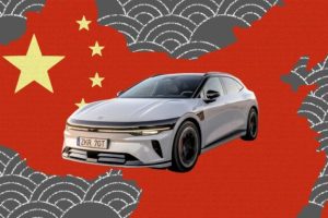 Constructeur automobile en Chine  // Source : Montage Numerama