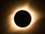 Éclipse solaire 2027 // Source : steve Kuzminski, Canva