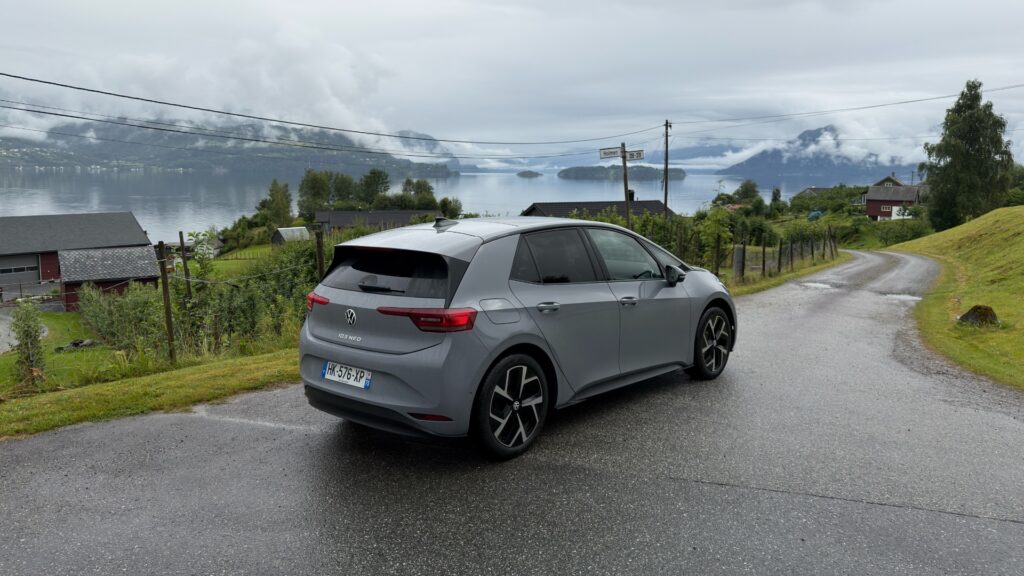 La Volkswagen ID.3 Neo à l'essai. // Source : Robin San Vicente pour Numerama La Volkswagen ID.3 Neo à l'essai. // Source : Robin San Vicente pour Numerama