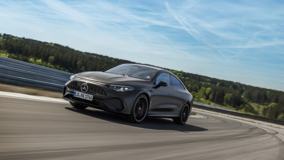 La Mercedes-AMG CLA 45 4MATIC+. // Source : Mercedes-AMG La Mercedes-AMG CLA 45 4MATIC+. // Source : Mercedes-AMG