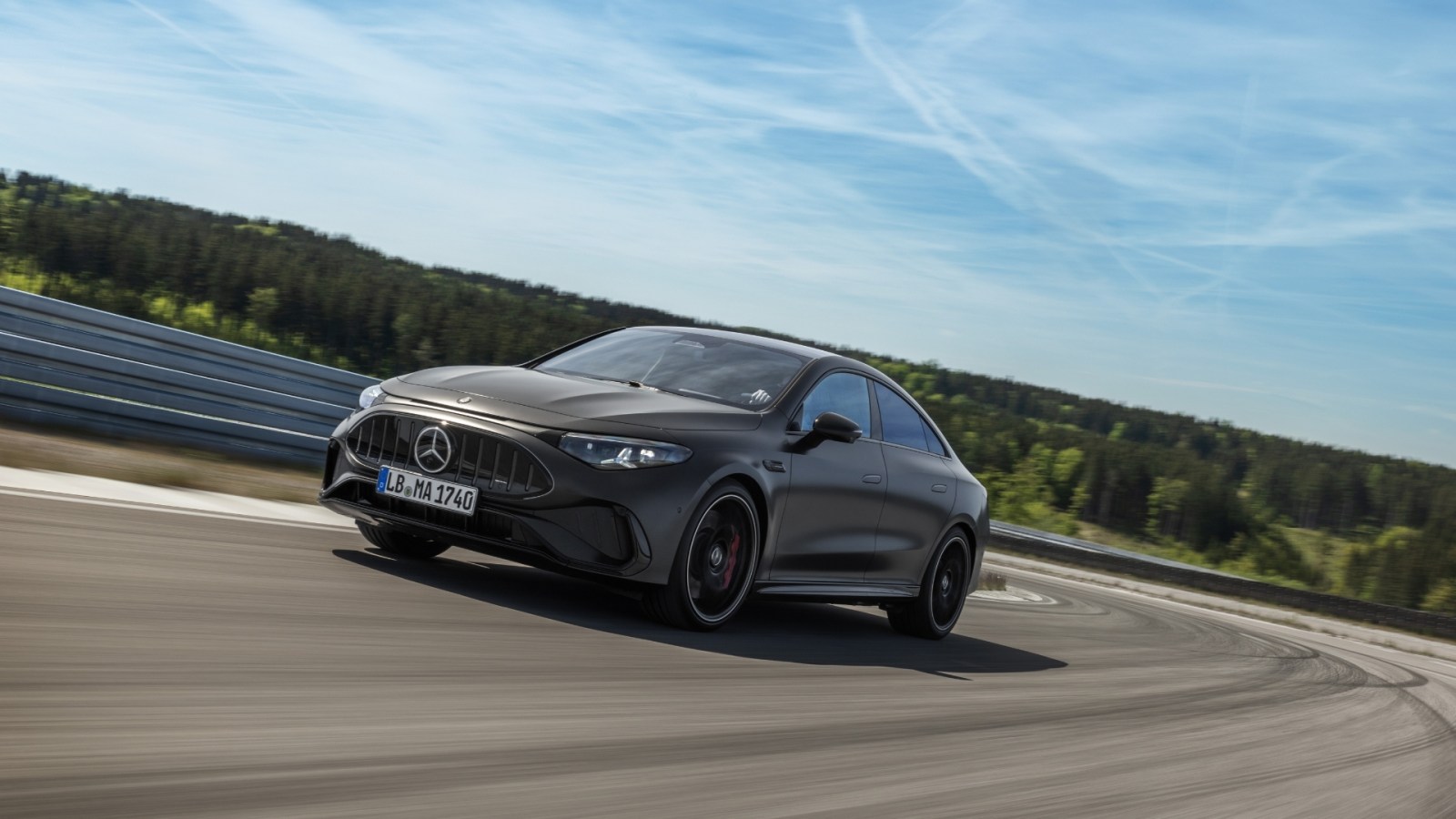 La version survoltée de 680 ch de la Mercedes CLA est enfin disponible