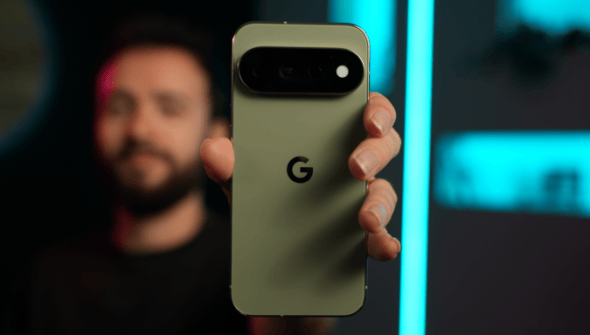 Pixel 11 Pro. // Source : Numerama Pixel 11 Pro. // Source : Numerama