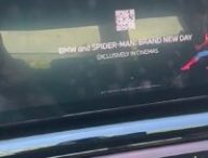 La pub pour Spider-Man dans une BMW i5. // Source : Milanista58 via Reddit La pub pour Spider-Man dans une BMW i5. // Source : Milanista58 via Reddit