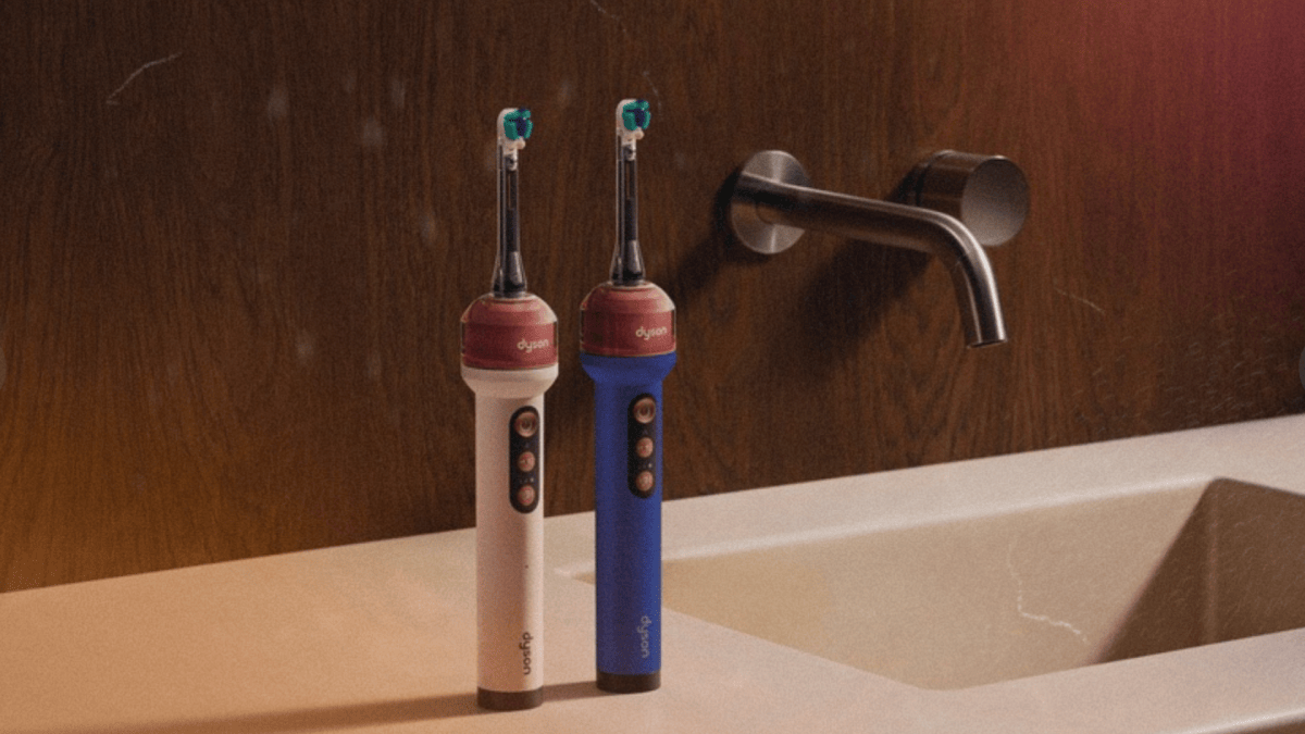 Dyson a mis une caméra dans sa première brosse à dents : elle coûte 479 euros // Source : Dyson Dyson a mis une caméra dans sa première brosse à dents : elle coûte 479 euros // Source : Dyson