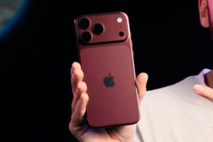L'iPhone 18 Pro Max. // Source : Numerama L'iPhone 18 Pro Max. // Source : Numerama