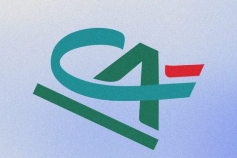 Panne du Crédit Agricole. // Source : Wikimedia/CC/Crédit Agricole ; montage Numerama
