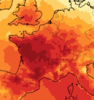 Anomalie de température juin-août 2026, par rapport à la période de référence 1991-2020. // Source : C3S/ECMWF